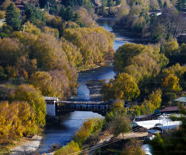 Tashichoe Dzong in Autumn